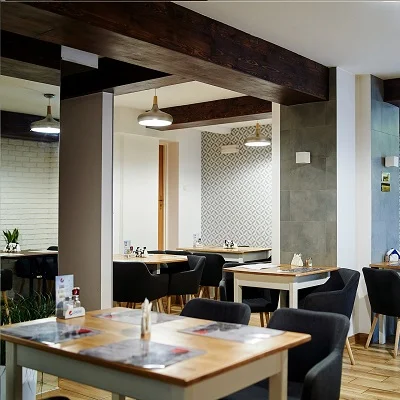 Hotelli Goldap huoneet konferenssit ravintola