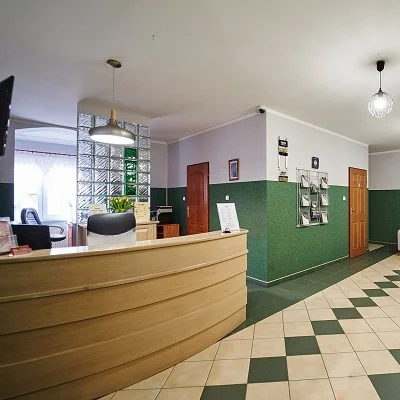 Hotelli Goldap huoneet konferenssit ravintola