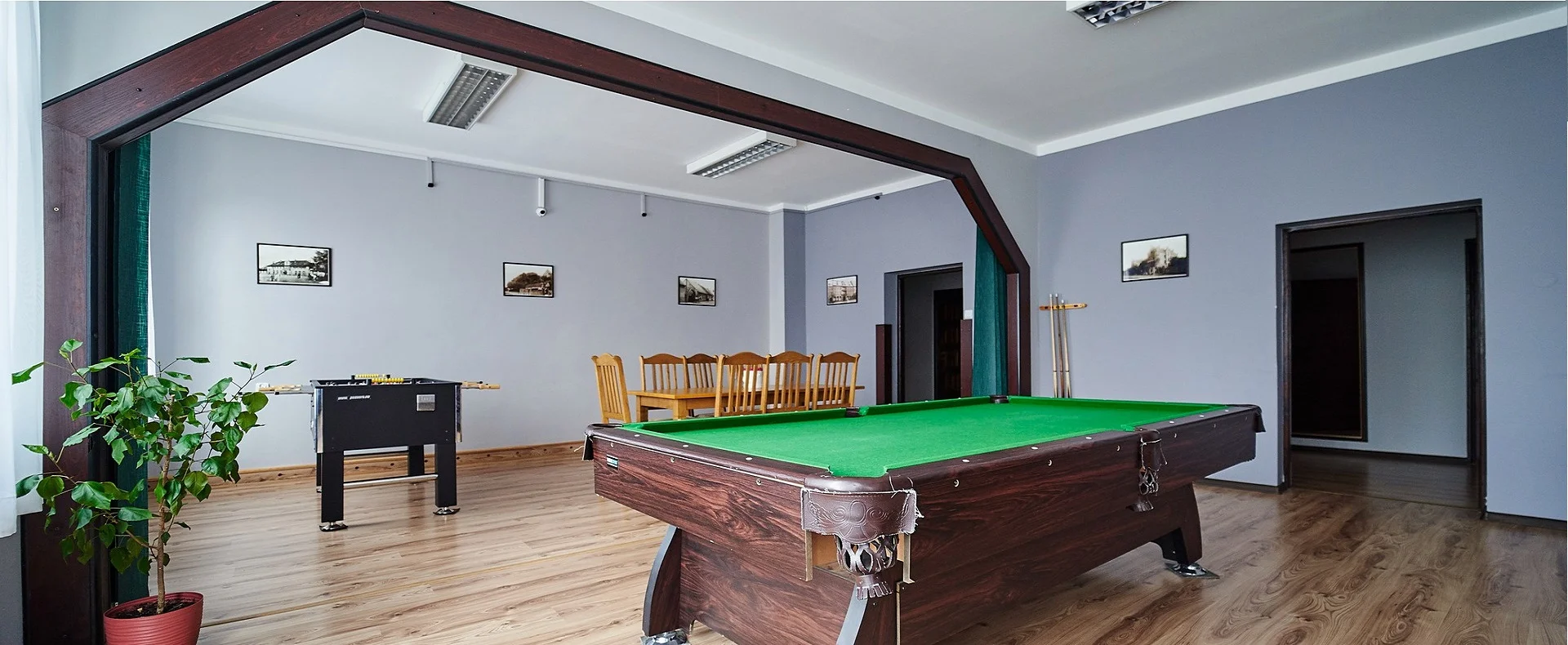 Hotelli Goldap huoneet konferenssit ravintola